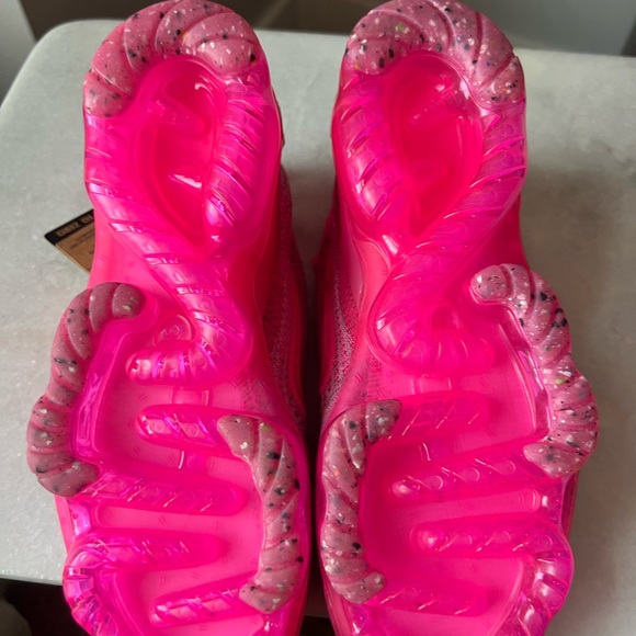 NWT- Nike Air VaporMax 2021 FK "Pink Blast/Hyper Pink" Women's Shoe - Picture 4 of 9